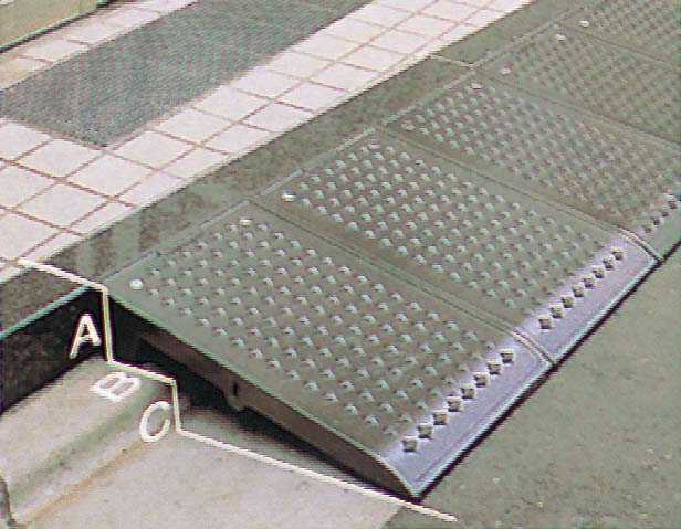 キャスコーナーM級 | 株式会社 ミスギ